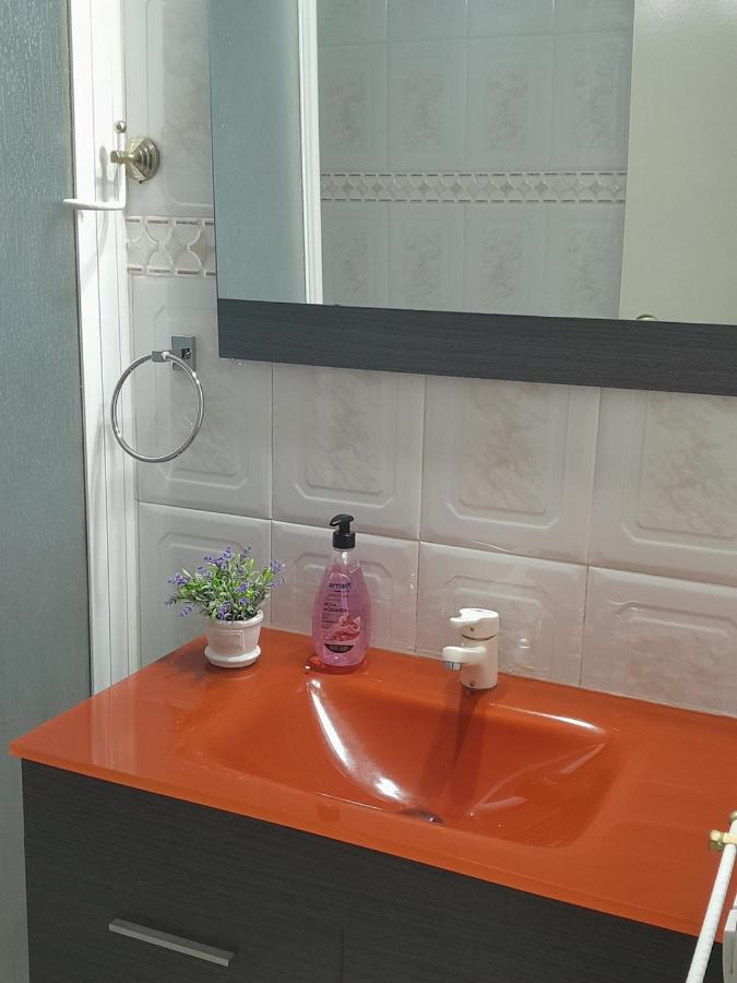 Disfruta De Un Barrio Tranquilo Apartman Alcalá de Guadaira Kültér fotó